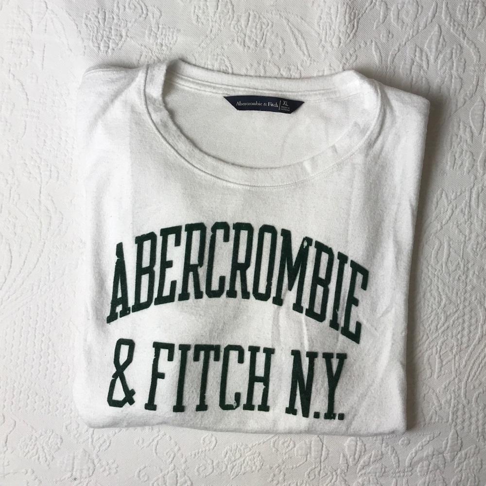 Abercrombie & Fitch Felt Logo T-Shirt